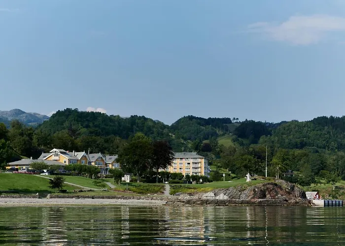 Solstrand & Bad 酒店 4*