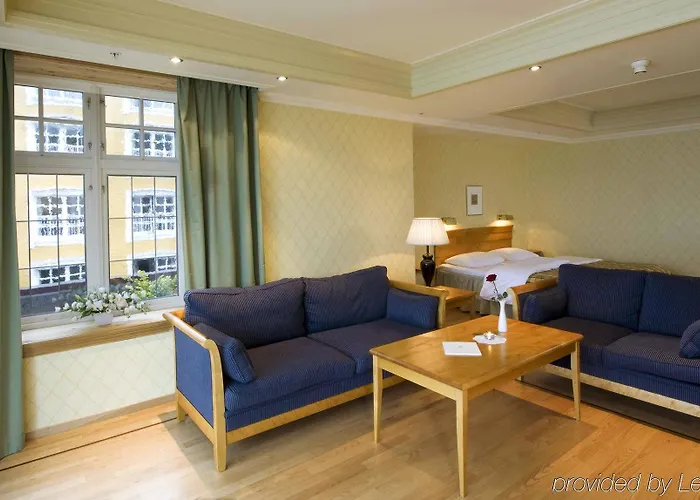 Hotel Solstrand & Bad Osøyro