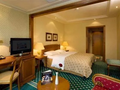 酒店 Solstrand & Bad Osøyro