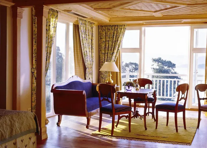 酒店 Solstrand & Bad Osøyro