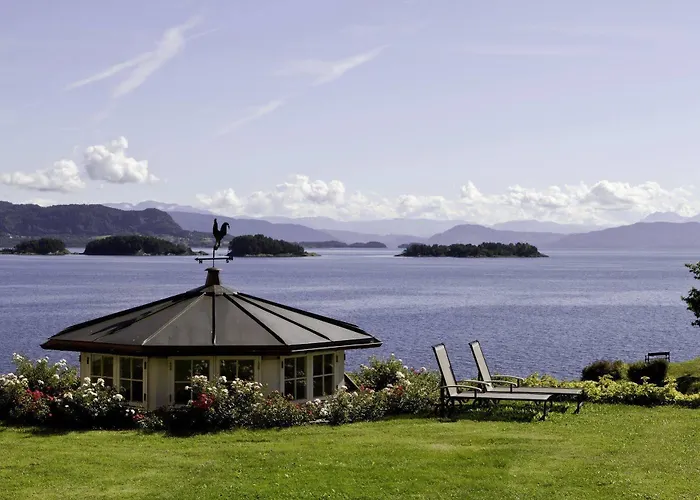 Solstrand & Bad Hotel Osøyro