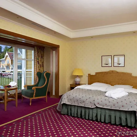 Solstrand Hotel&bad 4*